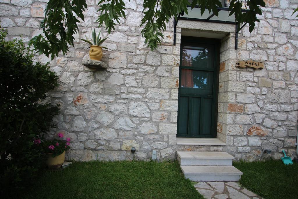 Sivros Stone Cottages Eksteriør billede